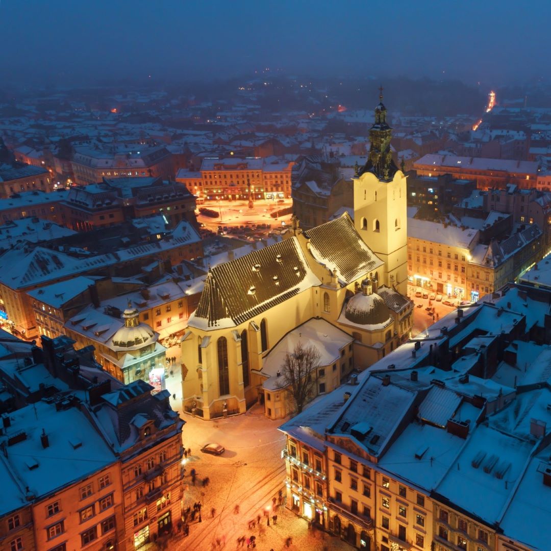  Lviv's Climate and Seasonal Specifics